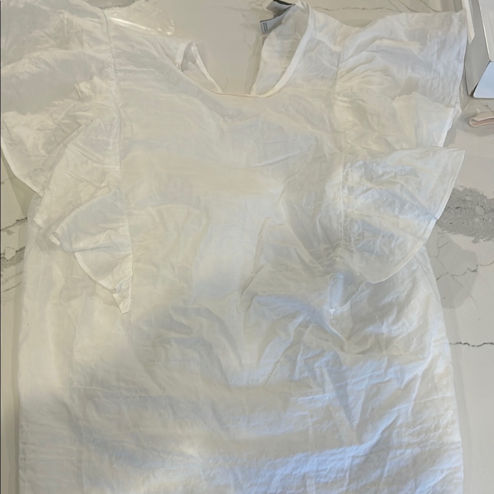 Elegant White Ruffle Sleeve Top